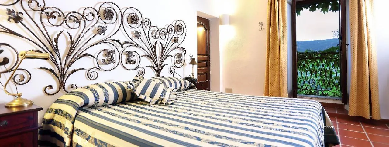 L'Agnata Di De Andre Boutique Hotel Tempio Pausania 3*,  İtalya